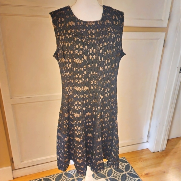 S.L. Fashions Women's Lace Accented Sleeveless Dress 👗 - Picture 2 of 11